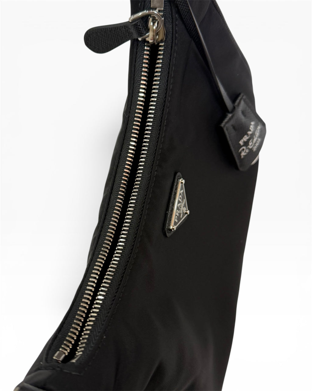 Prada Re-edition 2005 in re-nylon